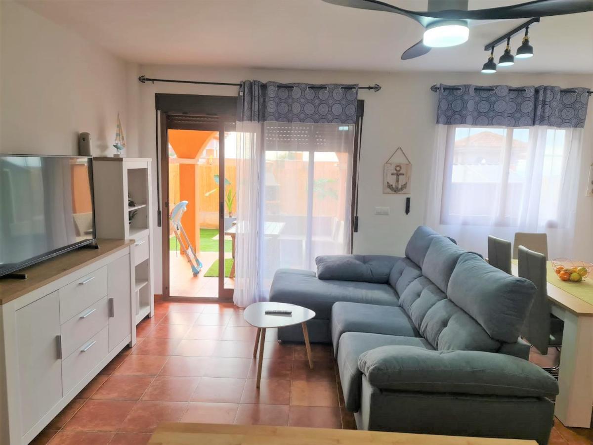 Espacioso Apartamento Con Preciosos Jardines Y Bbq Isla Plana Εξωτερικό φωτογραφία