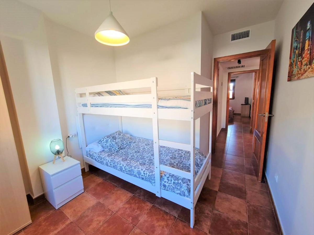 Espacioso Apartamento Con Preciosos Jardines Y Bbq Isla Plana Εξωτερικό φωτογραφία
