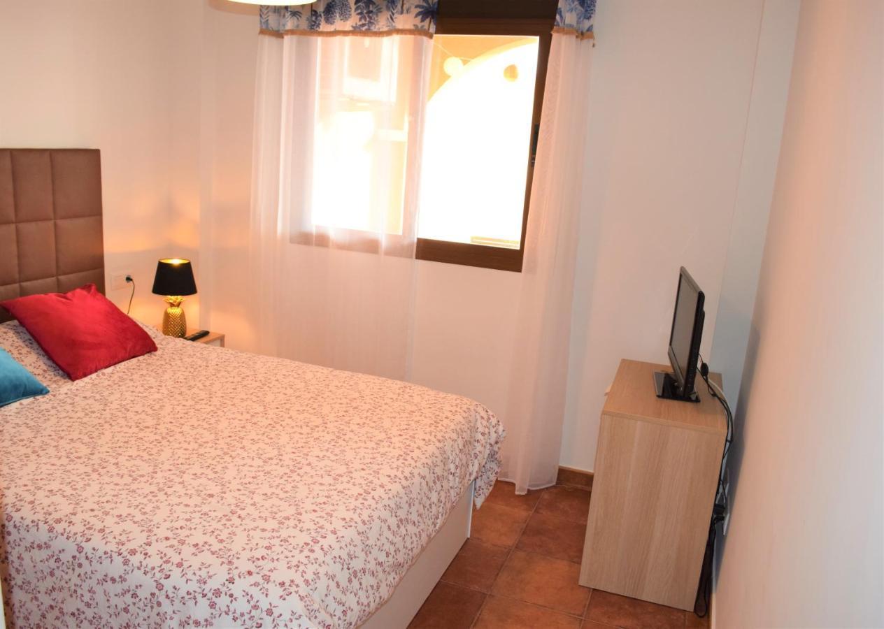 Espacioso Apartamento Con Preciosos Jardines Y Bbq Isla Plana Εξωτερικό φωτογραφία