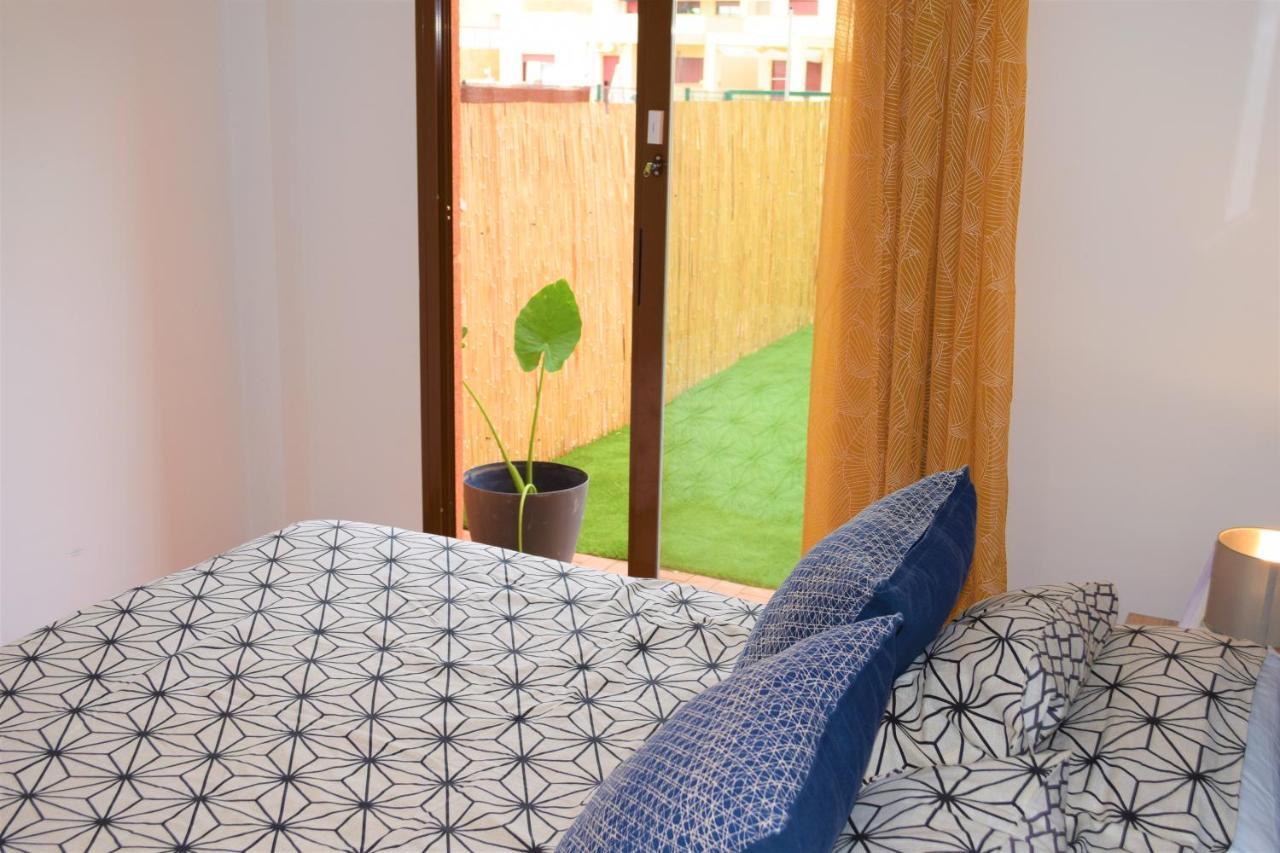 Espacioso Apartamento Con Preciosos Jardines Y Bbq Isla Plana Εξωτερικό φωτογραφία