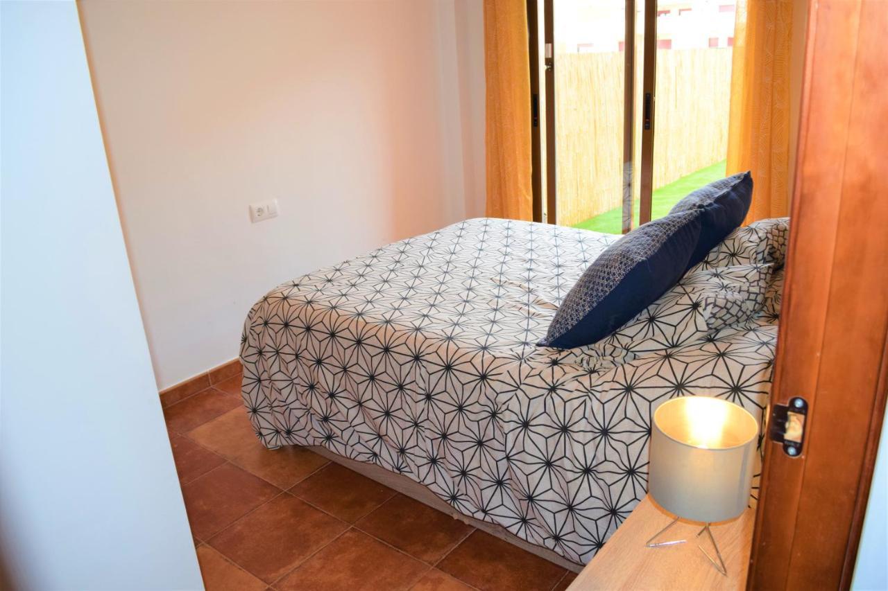 Espacioso Apartamento Con Preciosos Jardines Y Bbq Isla Plana Εξωτερικό φωτογραφία