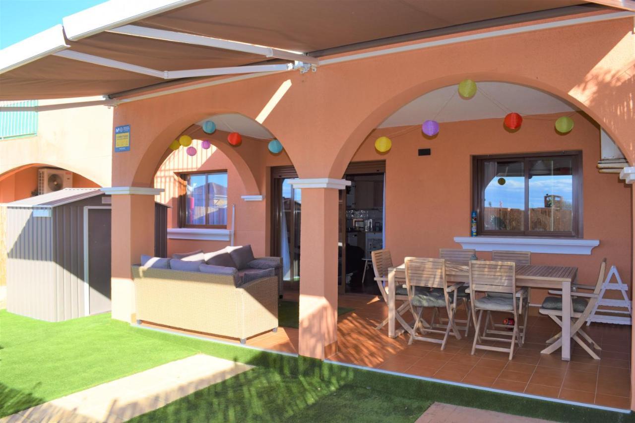 Espacioso Apartamento Con Preciosos Jardines Y Bbq Isla Plana Εξωτερικό φωτογραφία